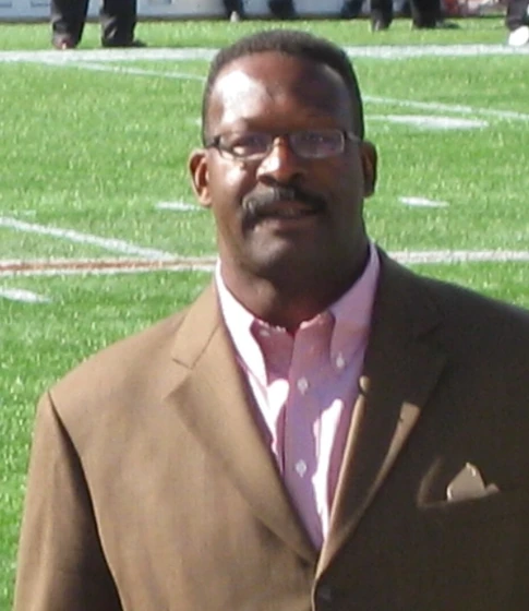 Andre Tippett