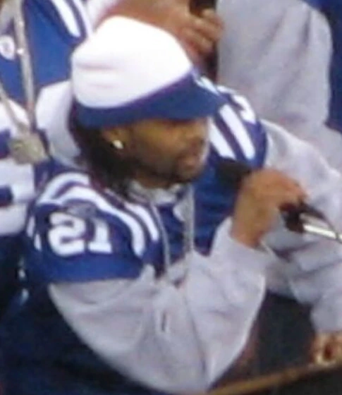 Bob Sanders