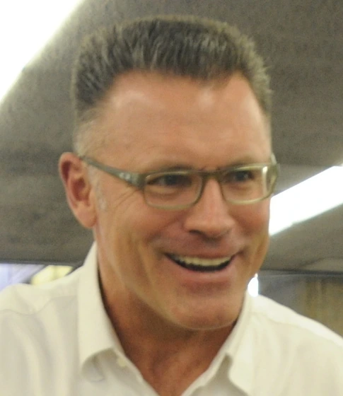 Howie Long